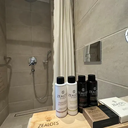 Topos Luxury Heraion 4*