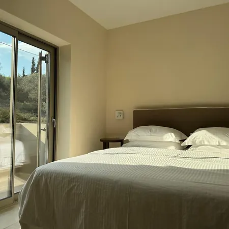 Topos Luxury Heraion Apartmanhotel 4*