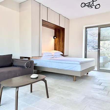 Topos Luxury Heraion Apart Otel Loutráki