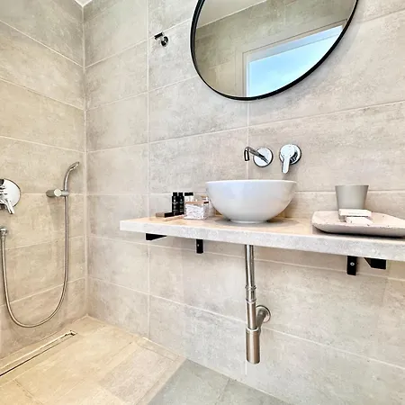 Topos Luxury Heraion 4*