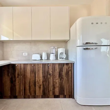 Topos Luxury Heraion Apartmanhotel Lutráki