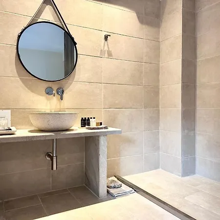 Topos Luxury Heraion Lägenhetshotell 4*