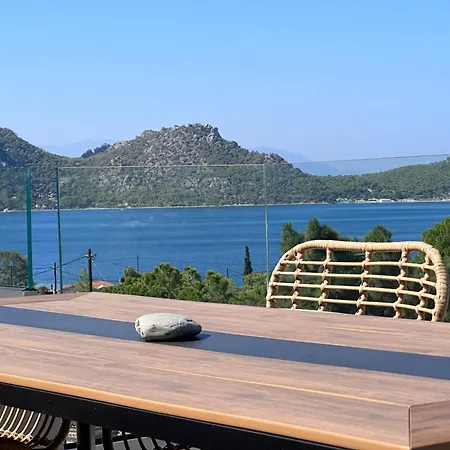 Topos Luxury Heraion 4* Loutráki