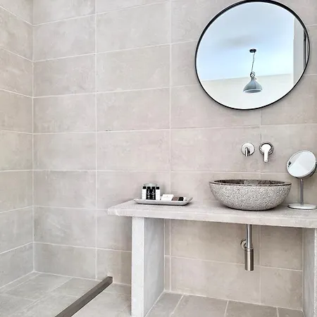 Topos Luxury Heraion Lägenhetshotell Loutráki