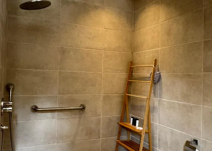 Topos Luxury Heraion 4*