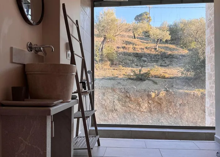 Topos Luxury Heraion Apart-hotel Loutráki