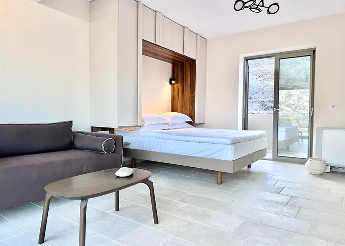 Topos Luxury Heraion Aparthotel Loutráki