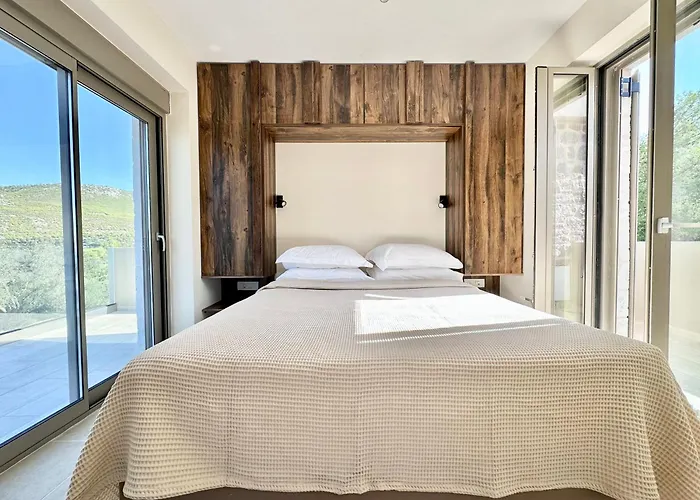 Topos Luxury Heraion 4* Loutráki