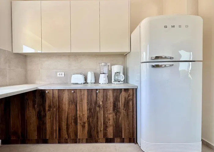 Topos Luxury Heraion Apart-hotel Loutráki