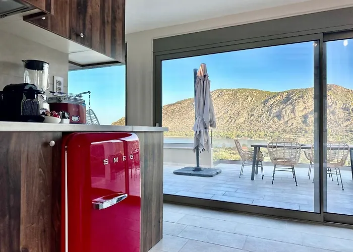 Topos Luxury Heraion Aparthotel