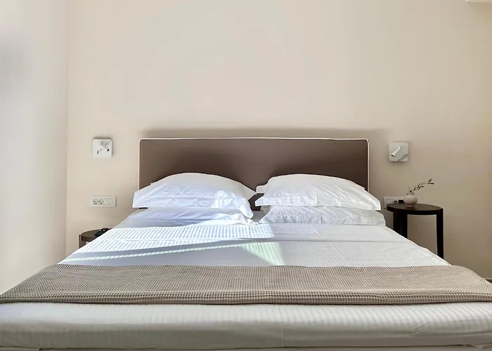 Topos Luxury Heraion Aparthotel 4*