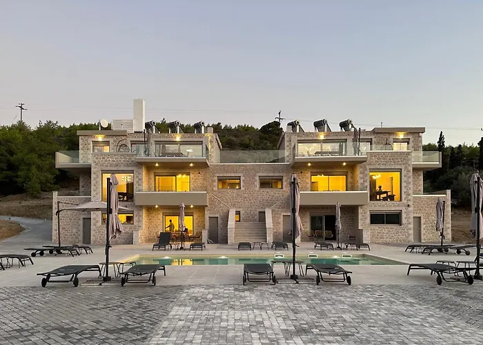 Topos Luxury Heraion Aparthotel